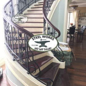 Cầu Thang Cong Rèn Thủ Công - Curved Wrought Iron Staircase Railing