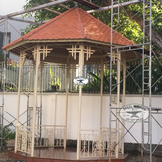 Mái Che Tượng Phật Di Lạc và Mái Vọng Lâu Quận 2