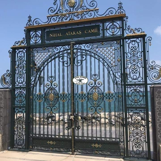 Cổng Rào - Main Gates