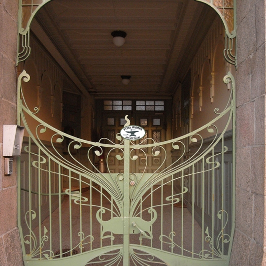 Cổng Rào - Main Gates