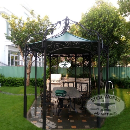 Mái Vọng Lâu khu Le Chateau Quận 7
