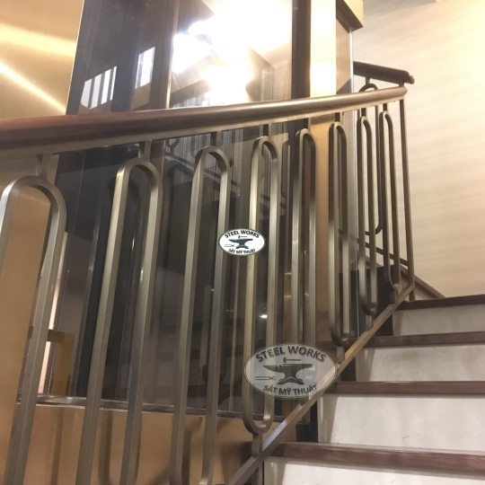 Lan Can Cầu Thang Đồng Thau - khu SALA Quận 2 HCM. Brass StairCase Railing - Sala D2 HCM City